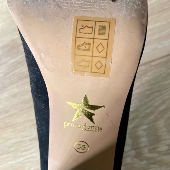 Prima Donna Black Velvet Pumps - Picture 5 of 7